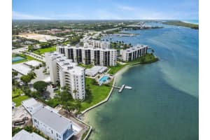 19800 Sandpointe Bay Dr, Tequesta, FL 33469, Sold 11/30/22