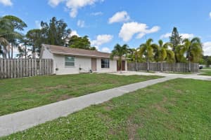 6325 Carthage Cir N, Lake Worth, FL 33463, Sold 07/11/22