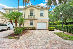 230 Fortuna Dr, Palm Beach Gardens, FL 33410, Sold 08/31/22