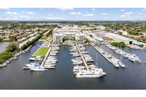 802 W Windward Way APT 219, Lantana, FL 33462, Sold 07/05/22