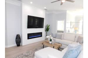 203 S Hampton Dr, Jupiter, FL 33458, Sold 07/15/22