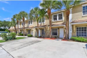 228 S W 122nd Terrace, Pembroke Pines, FL 33025, Sold 07/15/22