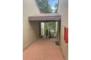 1068 Benoist Farms Rd, West Palm Beach, FL 33411, Sold 07/20/22