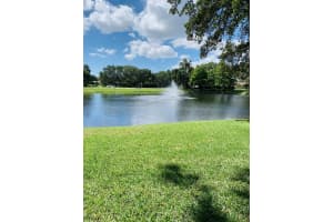 1003 Silverleaf Oak Ct, Palm Beach Gardens, FL 33410, Sold 09/08/22