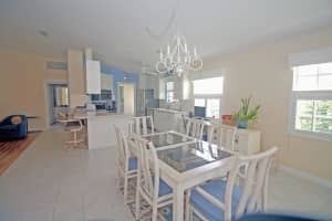 8153 SE Peppercorn Ct, Hobe Sound, FL 33455, Sold 06/28/22