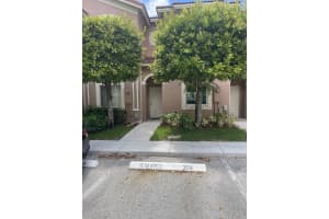 7828 Catalina Cir, Tamarac, FL 33321, Sold 08/09/22