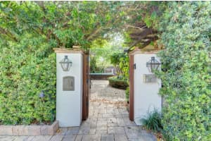 110 Arlington Pl, West Palm Beach, FL 33405, Sold 06/17/22