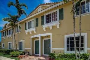 9295 Chambers St, Tamarac, FL 33321, Sold 08/30/22
