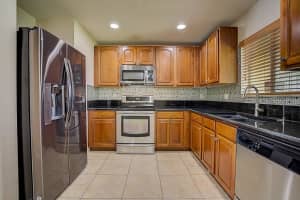 9295 Chambers St, Tamarac, FL 33321, Sold 08/30/22