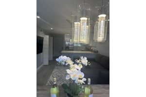 6100 Forest Hill Blvd APT 107, West Palm Beach, FL 33415, Sold 08/05/22