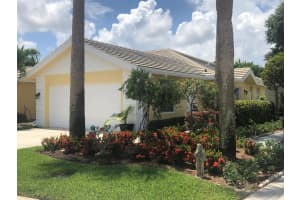 4260 Royal Oak Dr, Palm Beach Gardens, FL 33410, Sold 08/02/22