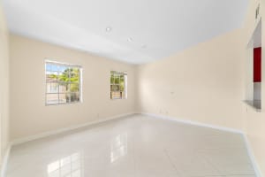 1045 Lake Shore Dr APT 105, West Palm Beach, FL 33403, Sold 07/29/22