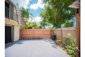 834 Springdale Cir, Palm Springs, FL 33461, Sold 07/22/22