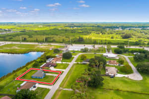 101 Sandalwood Dr, Fort Pierce, FL 34947, Sold 07/26/22