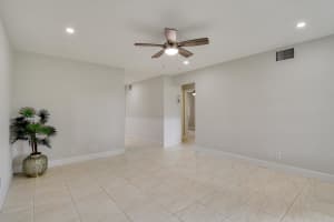 301 Stillwater Dr, Jupiter, FL 33458, Sold 07/06/22