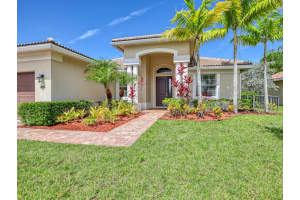 493 Rachel Ln, West Palm Beach, FL 33411, Sold 08/08/22