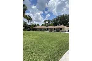 14817 Stirrup Lane Wellington, FL 33414 Sold 01/09/23