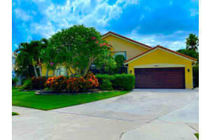 2471 Sandstone Ct, Wellington, FL 33414, Sold 08/10/22