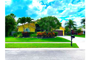2471 Sandstone Ct, Wellington, FL 33414, Sold 08/10/22