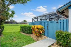 1302 Timberlane Cir, Greenacres, FL 33463, Sold 08/01/22