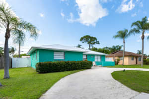 2267 SE Harrison St, Stuart, FL 34997, Sold 08/31/22