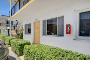 3360 Lake Osborne Dr APT 106, Lake Worth, FL 33461, Sold 09/28/22