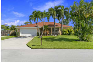6481 SE Sherwood St, Hobe Sound, FL 33455, Sold 08/22/22