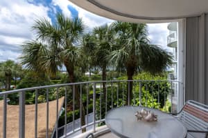 2295 S Ocean Blvd, Palm Beach, FL 33480, Sold 03/10/23