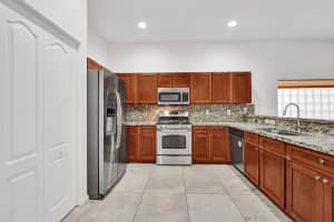 159 Berenger Walk, Royal Palm Beach, FL 33414, Sold 08/19/22