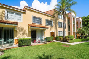 117 Yacht Club Way, Hypoluxo, FL 33462, Sold 05/01/23