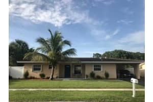 34 Forest Hills Ln, Boca Raton, FL 33431, Sold 08/26/22