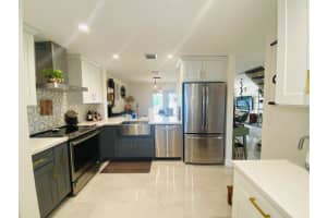 360 SW 97th Ave #360, Pembroke Pines, FL 33025, Sold 07/29/22