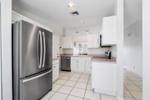 3709 Miramontes Cir, Wellington, FL 33414, Sold 11/08/22