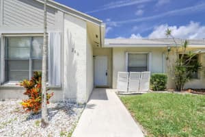 246 Palmetto Ct, Jupiter, FL 33458, Sold 08/19/22