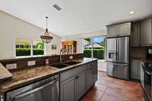 12138 Sunset Point Cir, Wellington, FL 33414, Sold 07/27/22