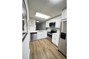 7840 NW 50th St APT 409, Lauderhill, FL 33351, Sold 07/19/22