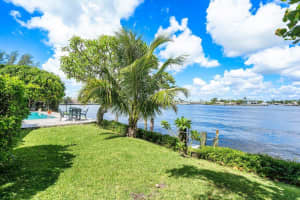 7 Sabal Island Dr, Boynton Beach, FL 33435, Sold 09/14/22