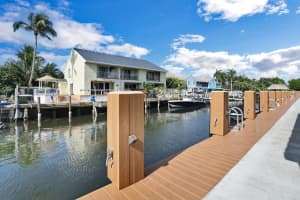 718 NE 12th Terrace APT 2, Boynton Beach, FL 33435, Sold 08/25/22