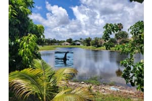 4589 Brook Dr, West Palm Beach, FL 33417, Sold 08/18/22