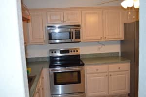 61 Seminole Ct W, Royal Palm Beach, FL 33411, Sold 10/24/22