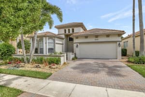 8875 Via Prestigio W, Wellington, FL 33411, Sold 08/10/22