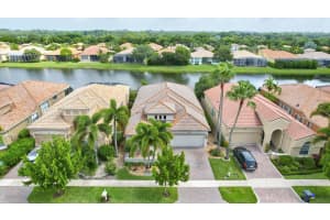 8875 Via Prestigio W, Wellington, FL 33411, Sold 08/10/22