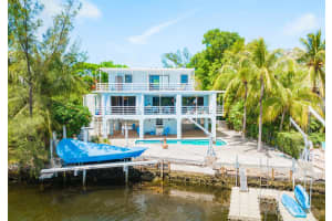 313  North Drive Islamorada, FL 33036 Sold 07/28/22