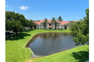 4200 San Marino Blvd APT 302, West Palm Beach, FL 33409, Sold 09/16/22