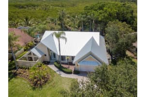 818 SW Lighthouse Dr, Palm City, FL 34990, Sold 09/15/22
