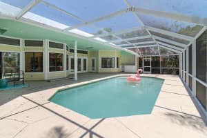 818 SW Lighthouse Dr, Palm City, FL 34990, Sold 09/15/22