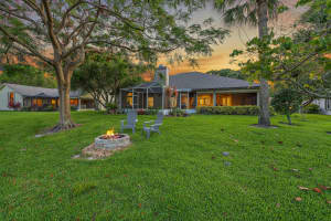 2072 SW Danforth Cir, Palm City, FL 34990, Sold 08/19/22