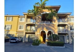 6378 Emerald Dunes Dr APT 301, West Palm Beach, FL 33411, Sold 08/22/22