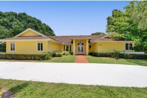 15855 Meadow Wood Dr, Wellington, FL 33414, Sold 09/23/22