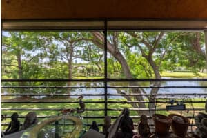 22 Vía De Casas Sur, Boynton Beach, FL 33426, Sold 10/11/22